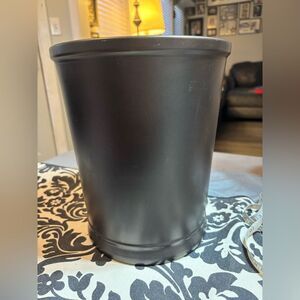 NEW iDesign 10” Small Round Metal Trash Can - Wastebasket